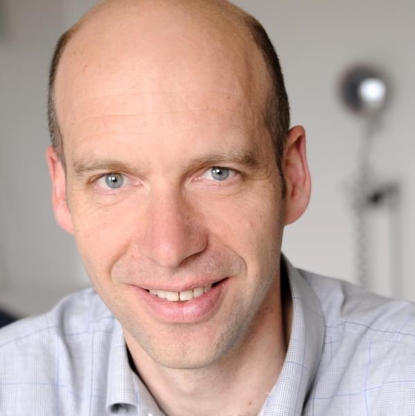 James Hardwick Pasfoto